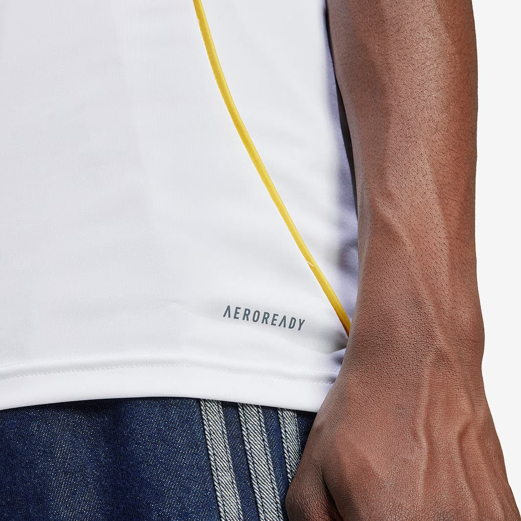 Camisa Adidas Real Madrid 2025/26 I Torcedor - detalhe da manga