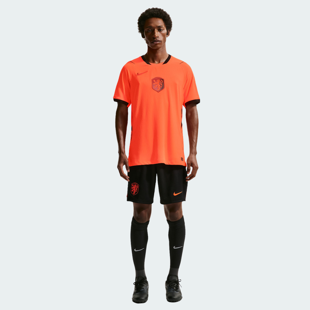 Camisa Holanda 2026/27 I Jogador - detalhe da gola