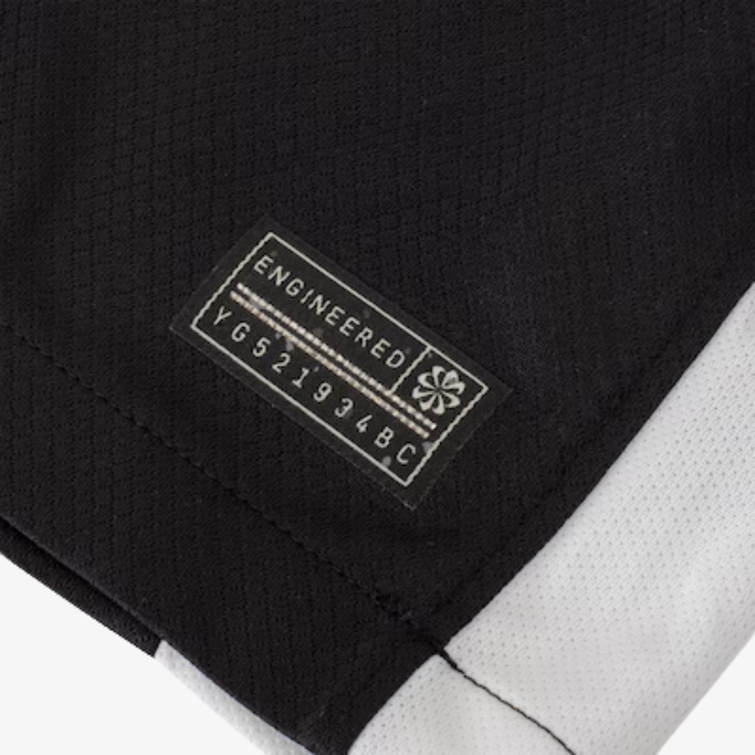 Camisa Nike Corinthians 2025/26 II YURI ALBERTO N° 9 - detalhe da manga