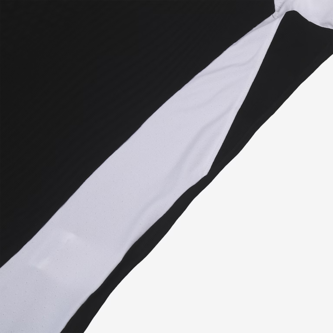 Camisa Nike Corinthians 2025/26 II Jogador - detalhe da manga