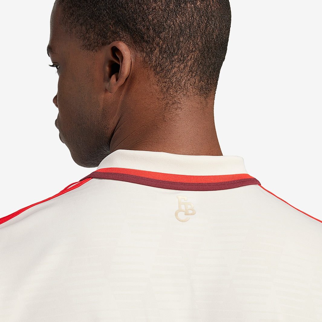 Camisa Adidas Original Bayern de Munique 2024/25 III Torcedor - etiqueta