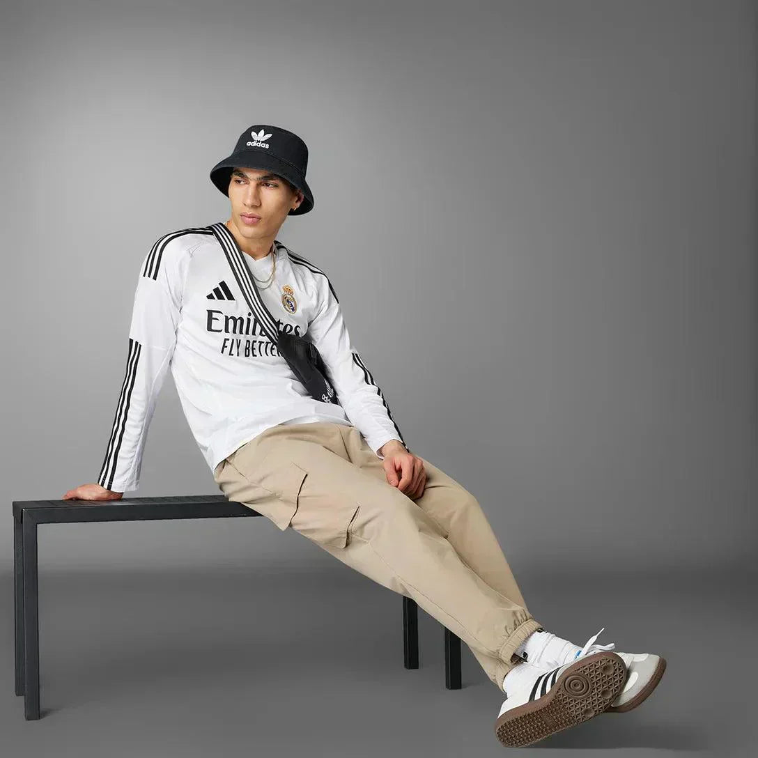 Camisa Adidas Real Madrid 2024/25 I Manga Longa - detalhe da gola