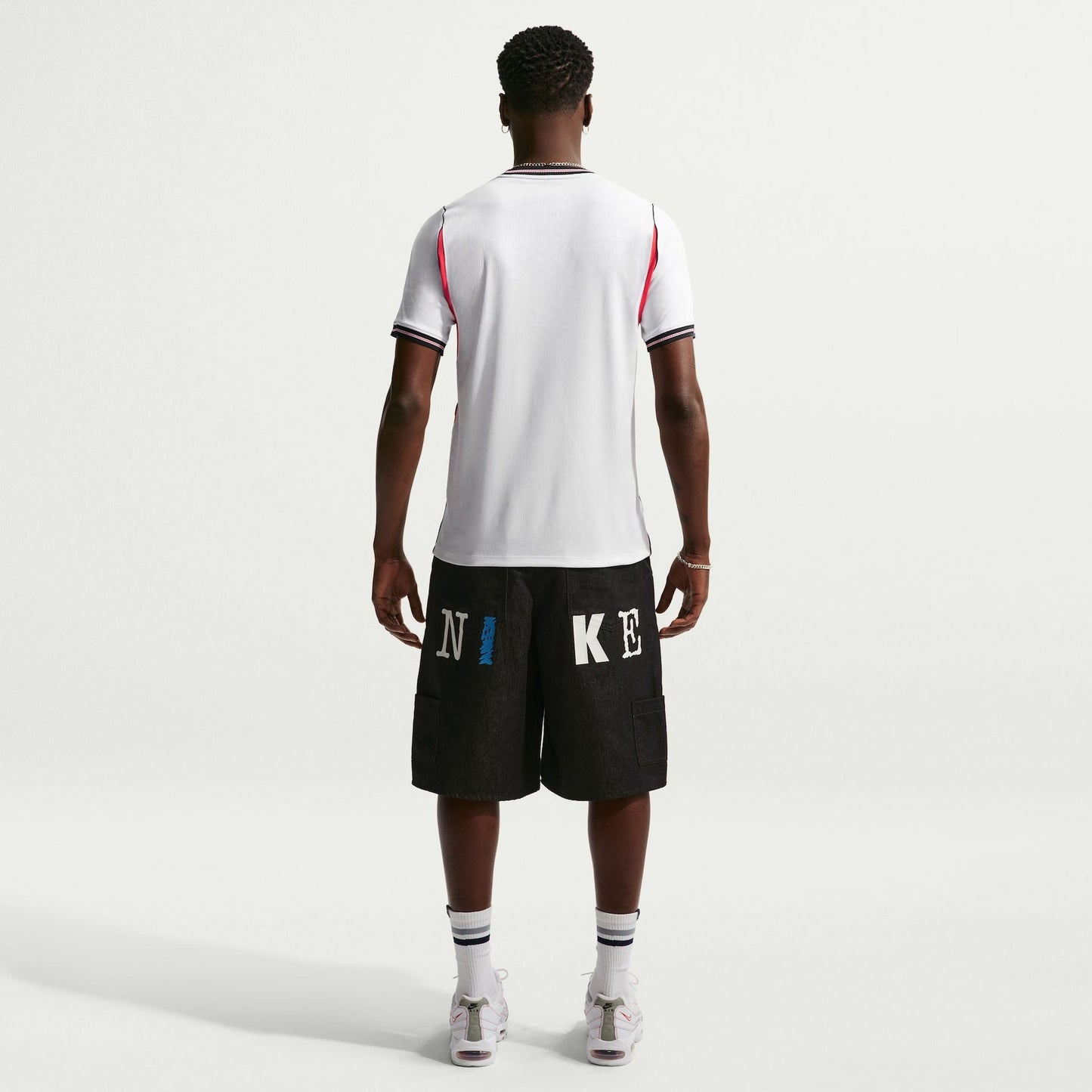 Camisa Inglaterra 2026/27 II - detalhe da manga