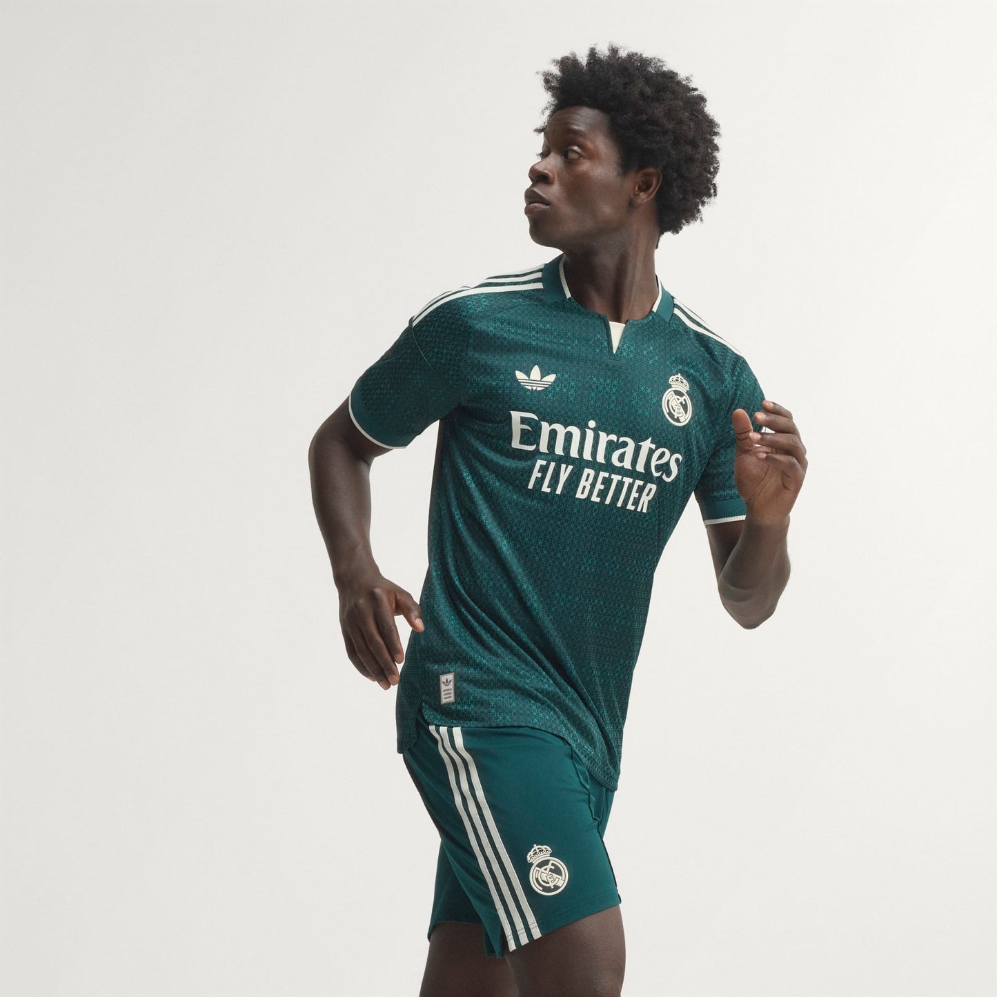 Camisa Adidas Real Madrid 2026/27 II Jogador