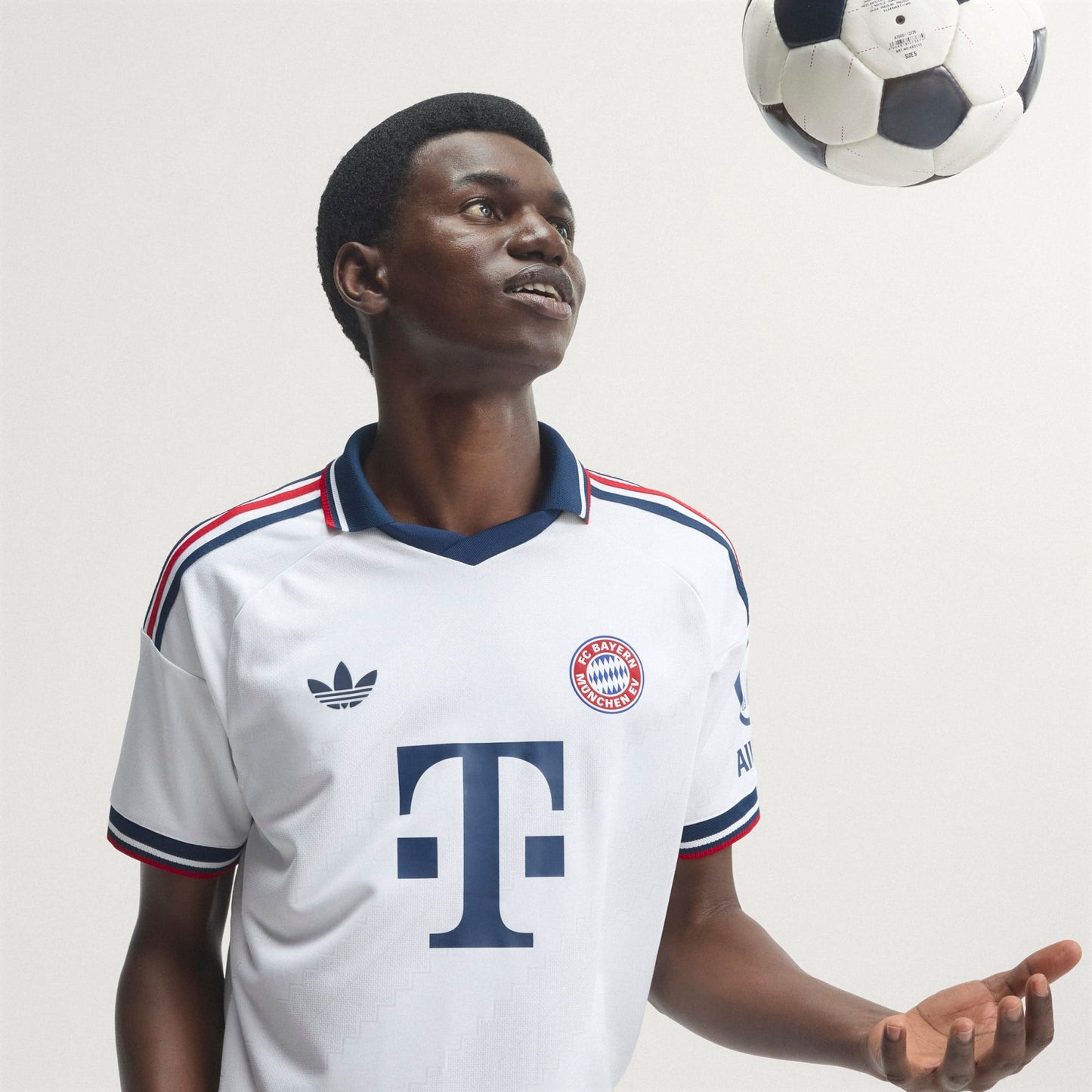 Camisa Adidas Bayern de Munique 2026/27 II Jogador