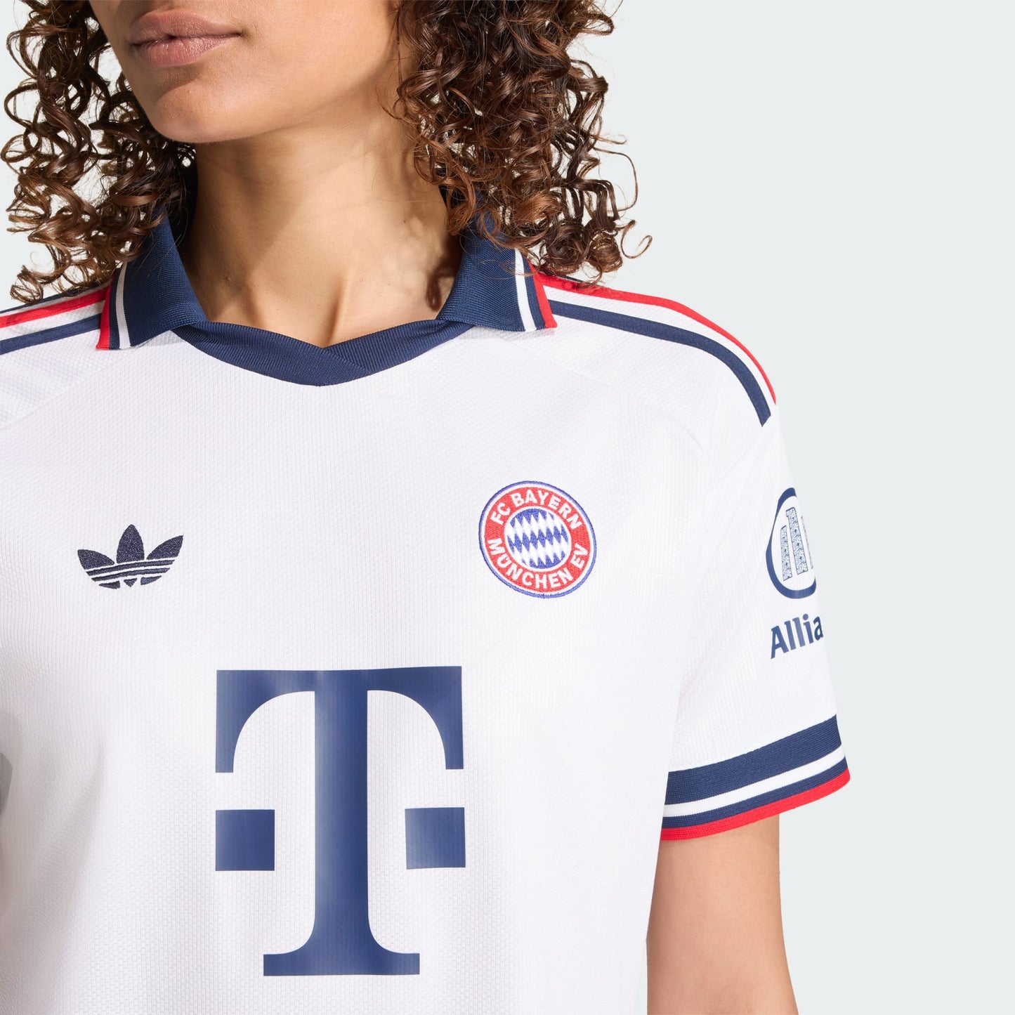Camisa Feminina Adidas Bayern de Munique 2026/27 II