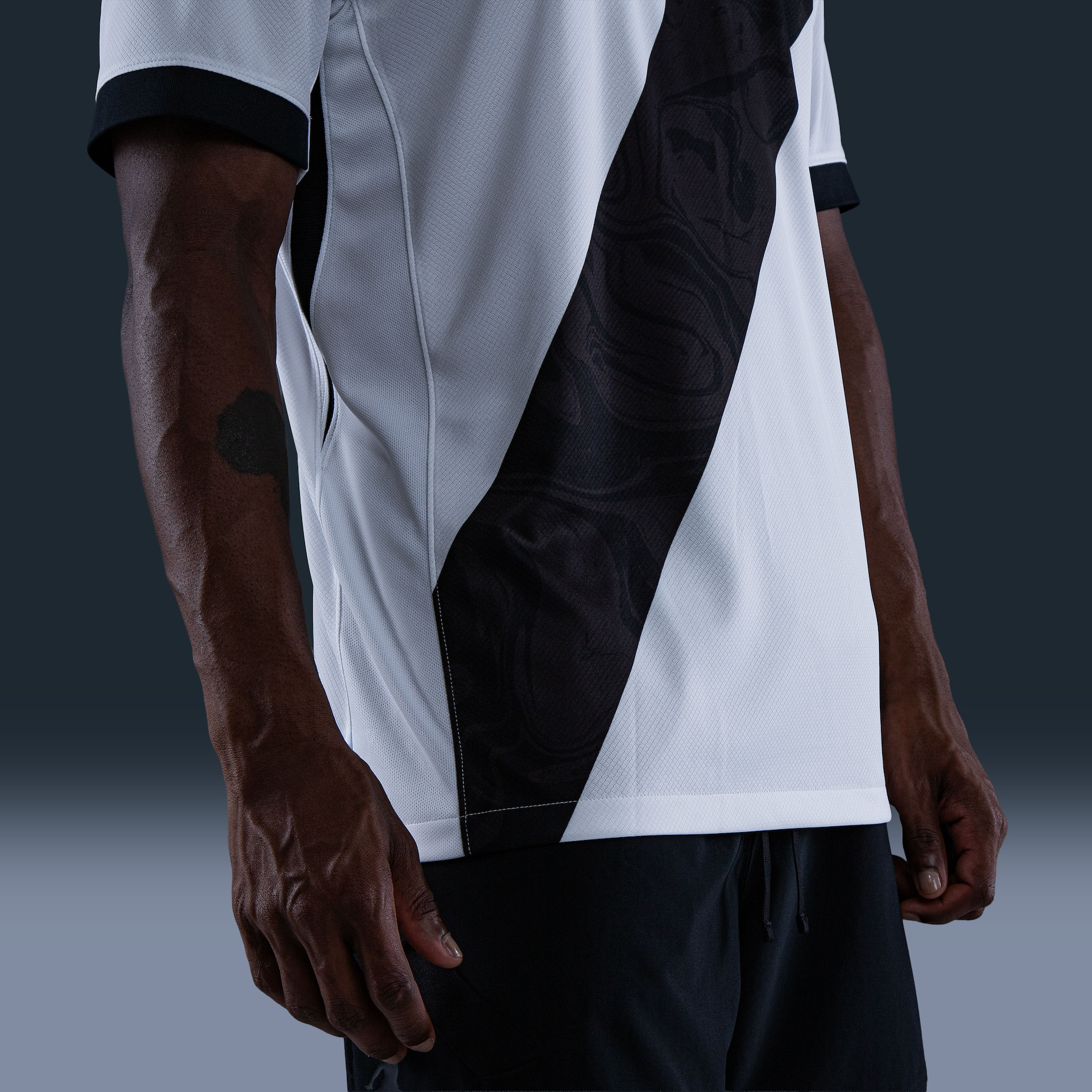 Camisa Nike Vasco 2026/27 II BRENNER N° 20 - vista traseira