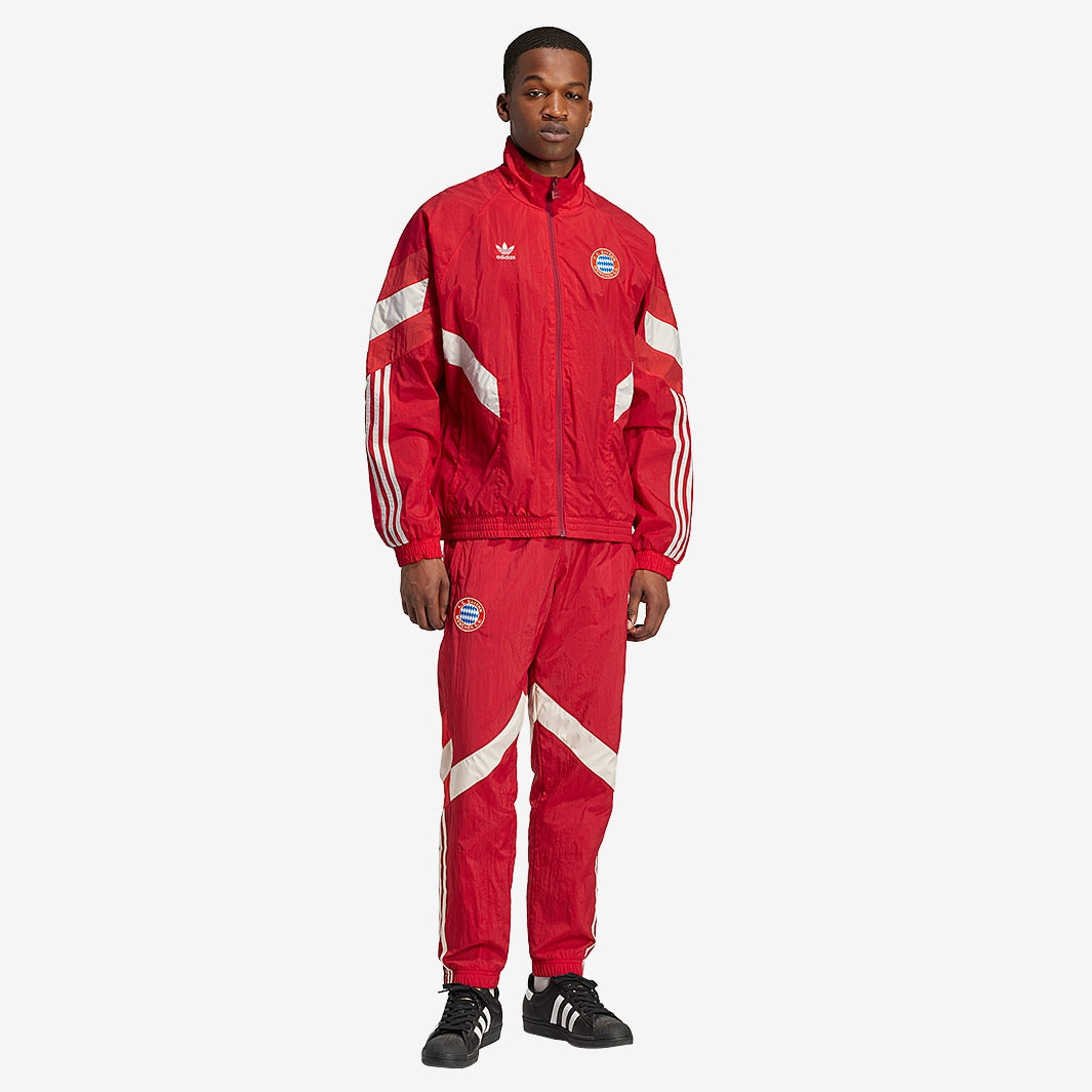 Jaqueta Adidas Originals Bayern de Munique 2024/25 - vista traseira