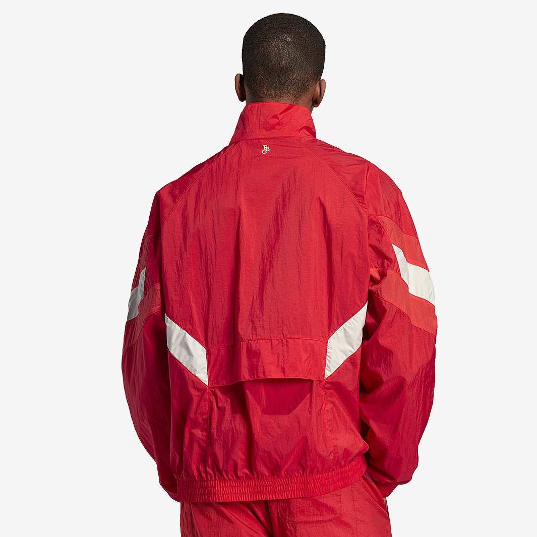 Jaqueta Adidas Originals Bayern de Munique 2024/25 - detalhe da gola