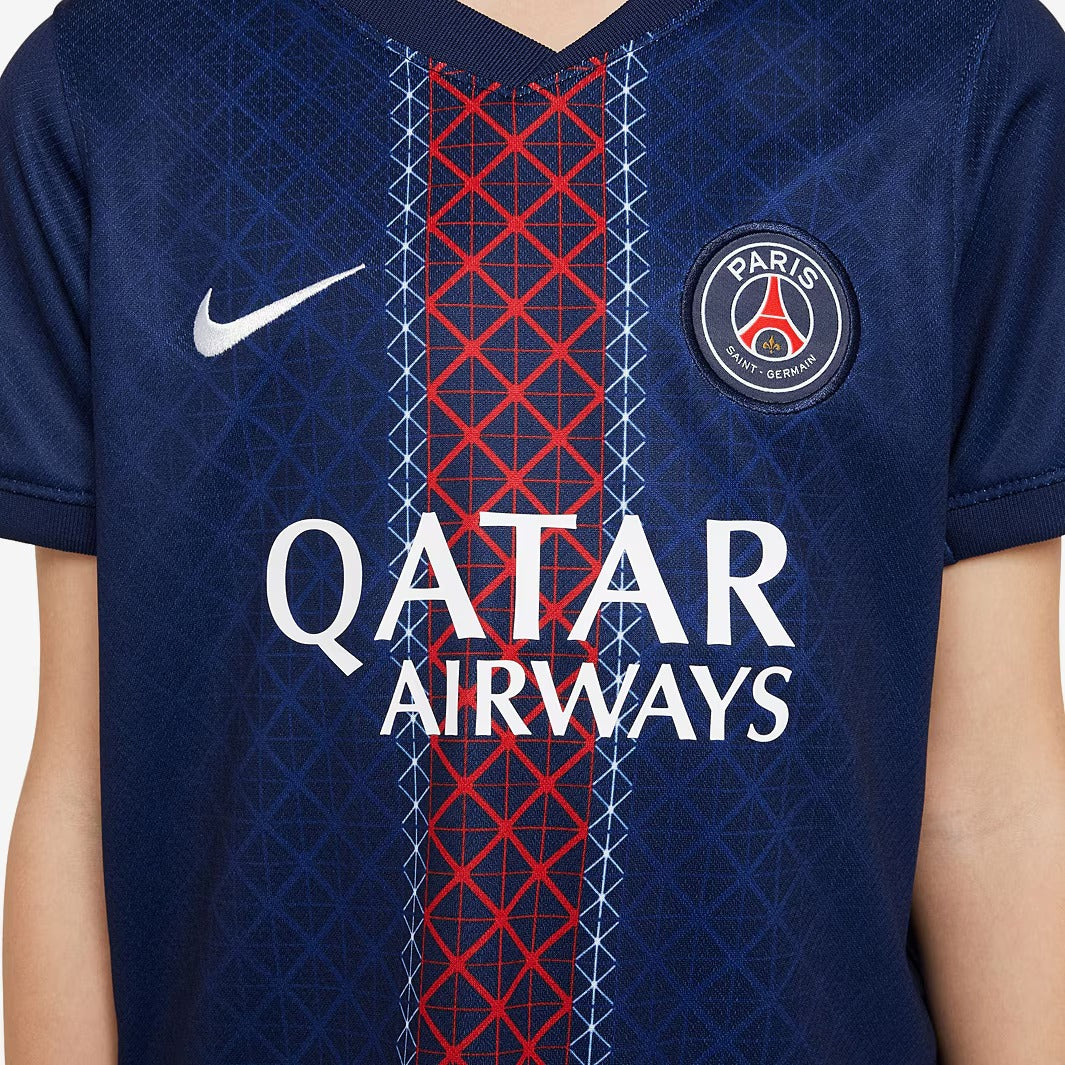 Conjunto Infantil Nike Paris Saint Germain 2025/26 I - detalhe da manga