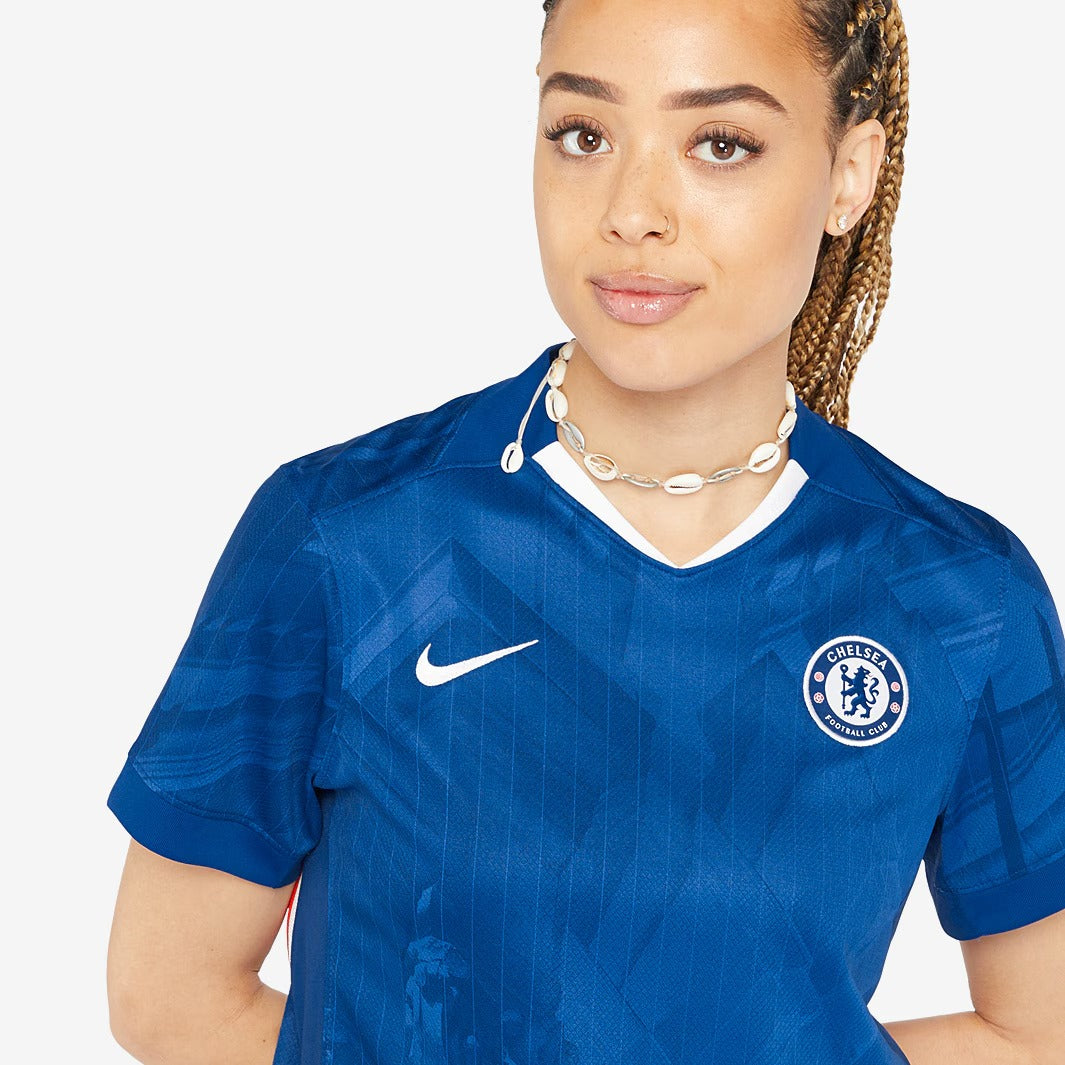 Camisa Feminina Nike Chelsea 2025/26 I Torcedor - detalhe da gola