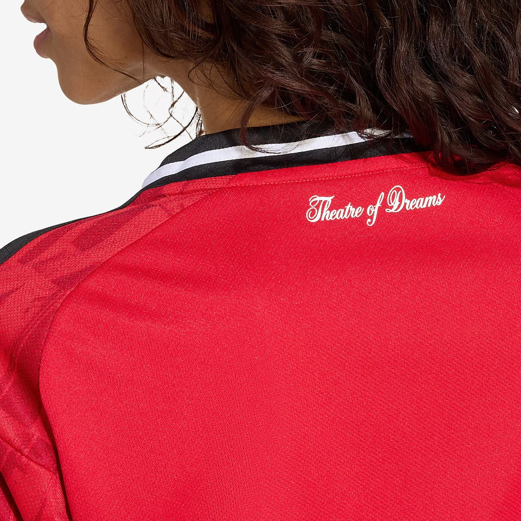 Camisa Feminina Adidas Manchester United 2025/26 I - detalhe da manga