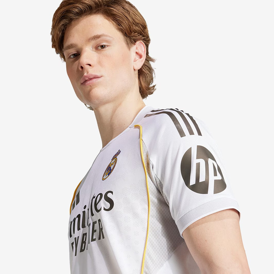 Camisa Adidas Real Madrid 2025/26 I Authentic - detalhe da gola