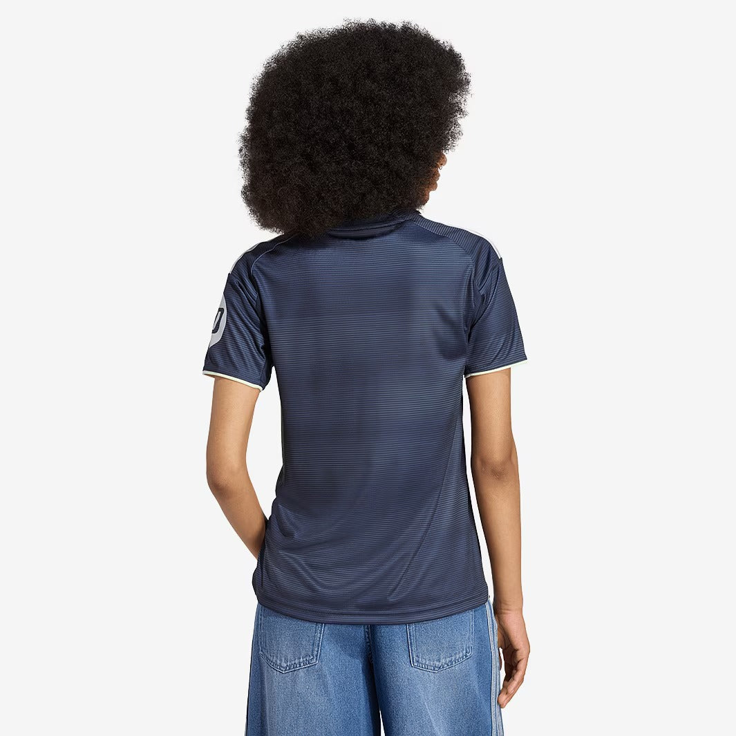 Camisa Feminina Adidas Real Madrid 2025/26 II - detalhe