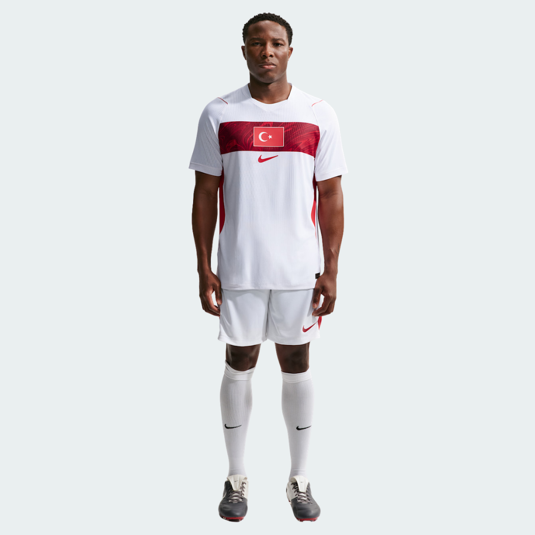 Camisa Turquia 2026/27 II Jogador - detalhe da gola