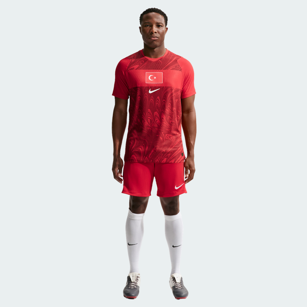 Camisa Turquia 2026/27 I Jogador - detalhe da gola
