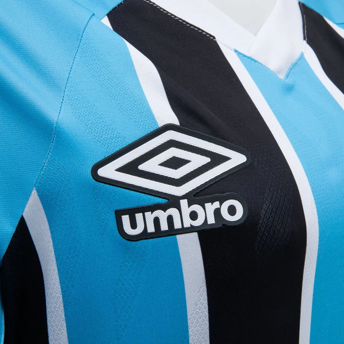 Camisa Feminina Umbro Grêmio 2025/26 I - detalhe da manga