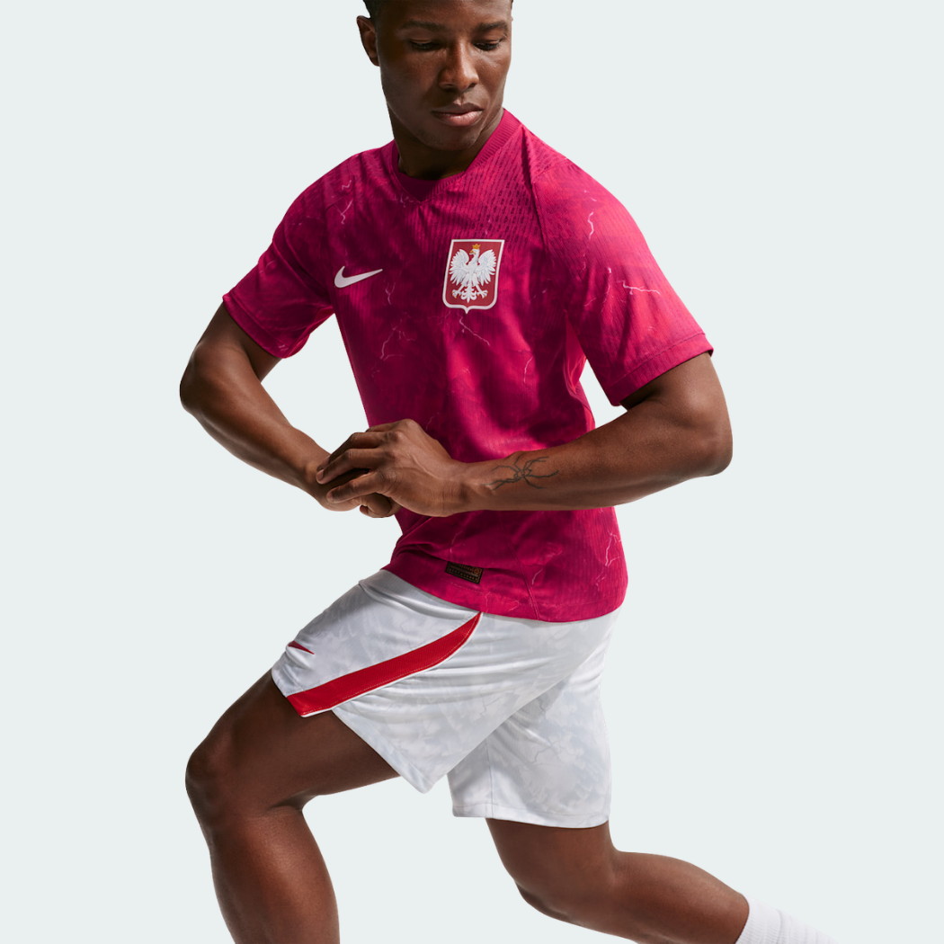 Camisa Polônia 2026/27 II Jogador - detalhe da gola