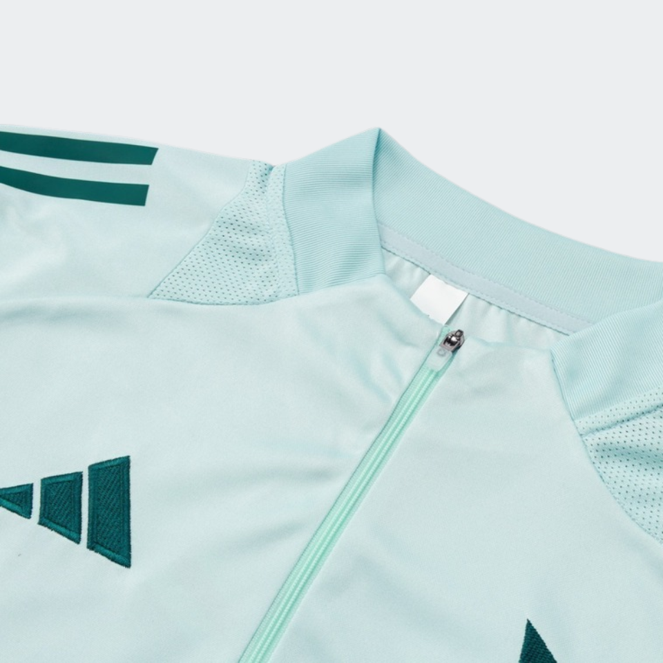 Conjunto de Treino Adidas Cruzeiro 2025/26 - detalhe da gola