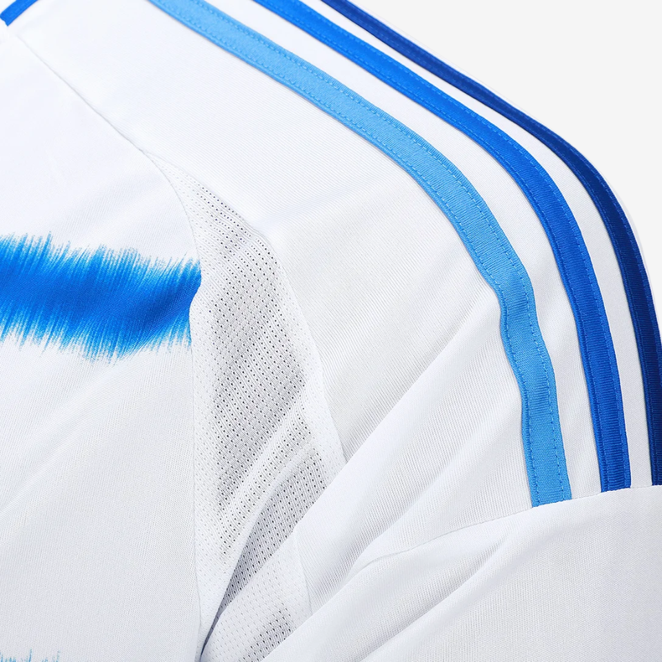 Camisa Adidas Cruzeiro 2025/26 II l. GABI N° 9 - detalhe da manga
