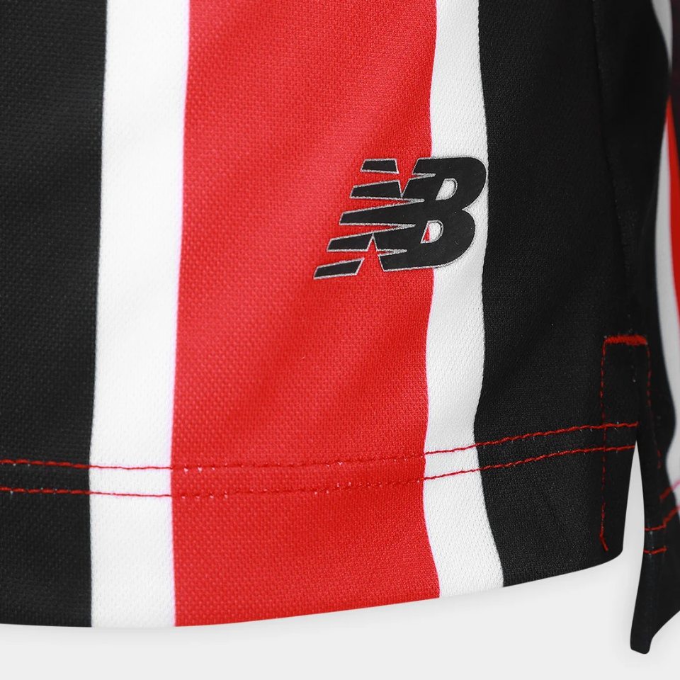 Camisa Feminina New Balance São Paulo 2025/26 II - etiqueta