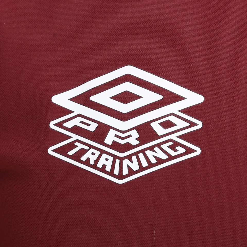 Camisa Treino Umbro Fluminense 2025/26 - detalhe da gola