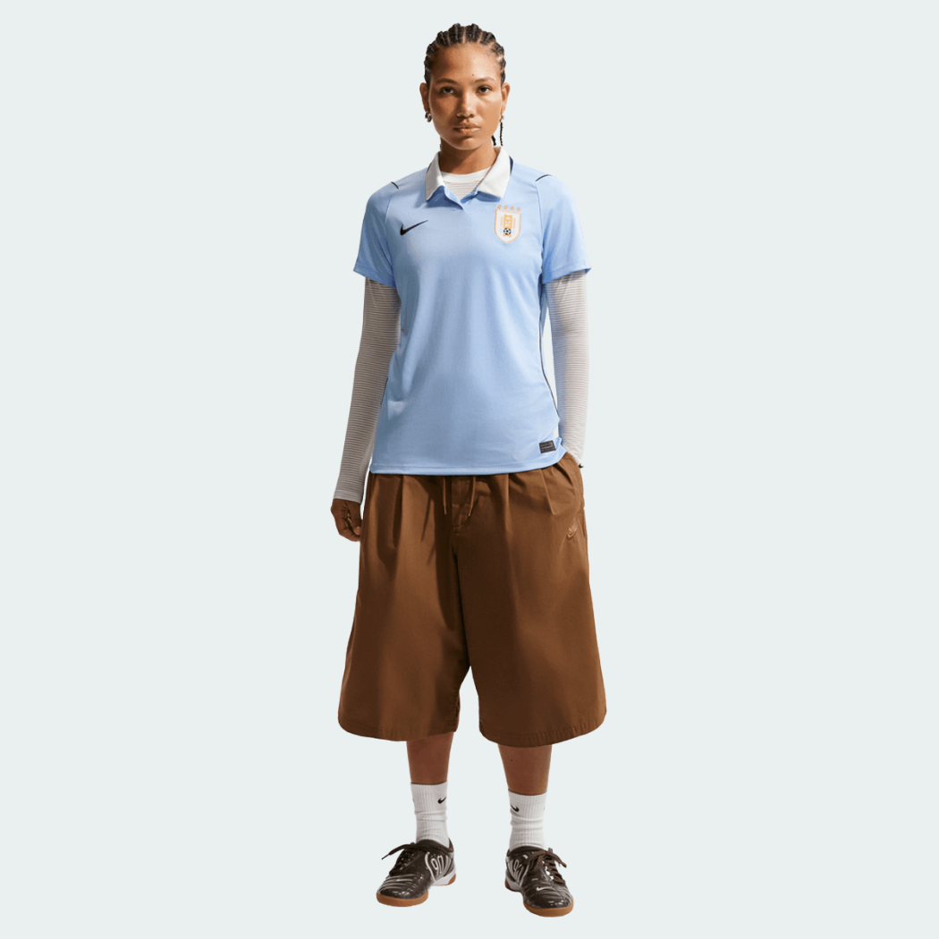 Camisa Feminina Uruguai 2026/27 I - detalhe da gola