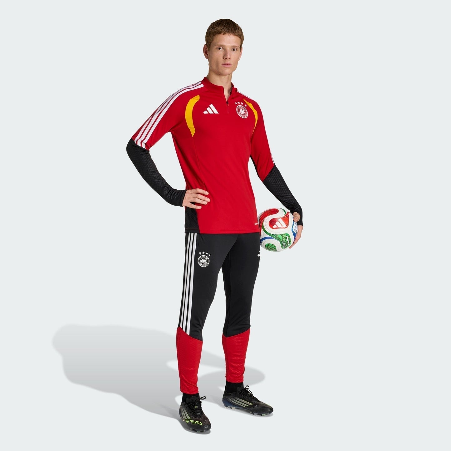Calça Treino Alemanha 2026/27 - detalhe da gola