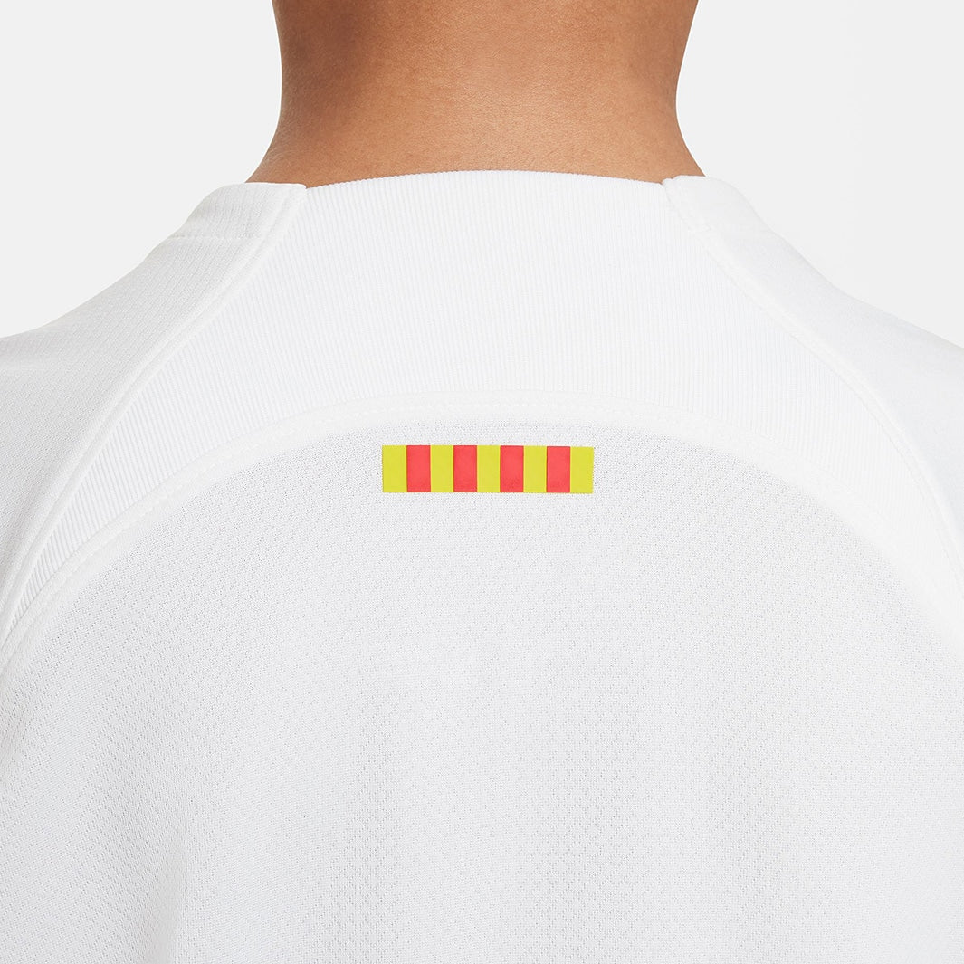 Camisa Infantil Nike FC Barcelona 2023/24 II - detalhe da manga
