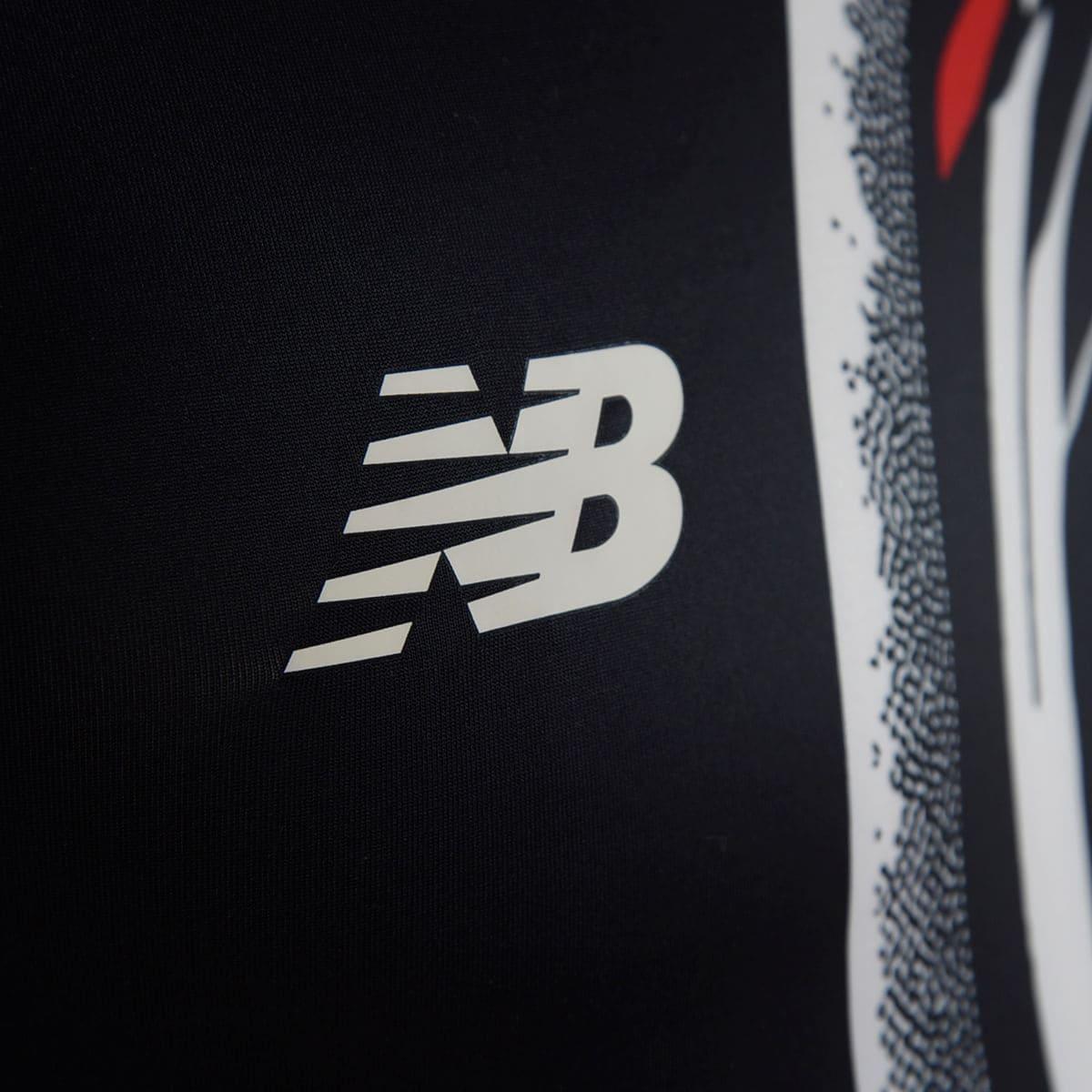 Camisa New Balance São Paulo 2025/26 Pré-Jogo - etiqueta