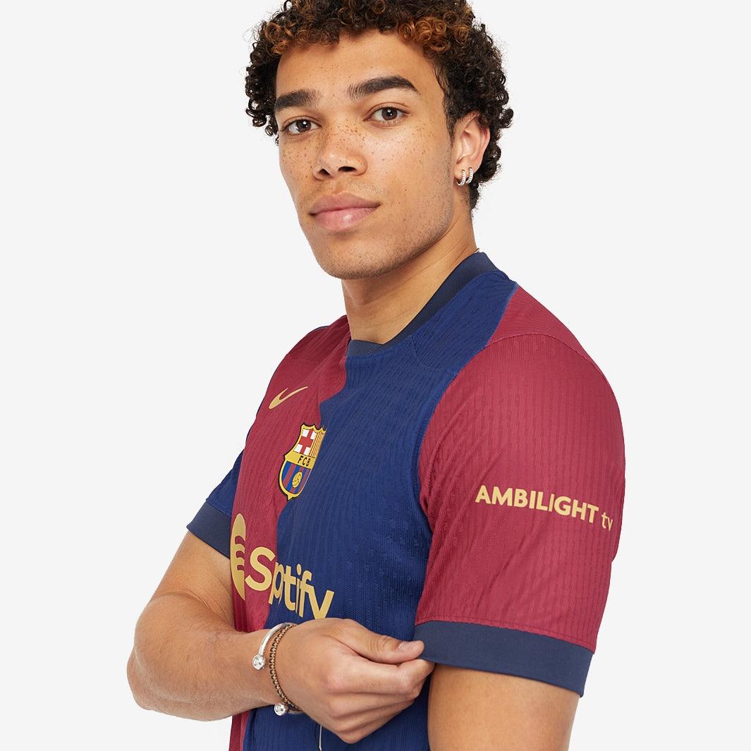 Camisa Nike FC Barcelona 2024/25 I Torcedor - detalhe da gola