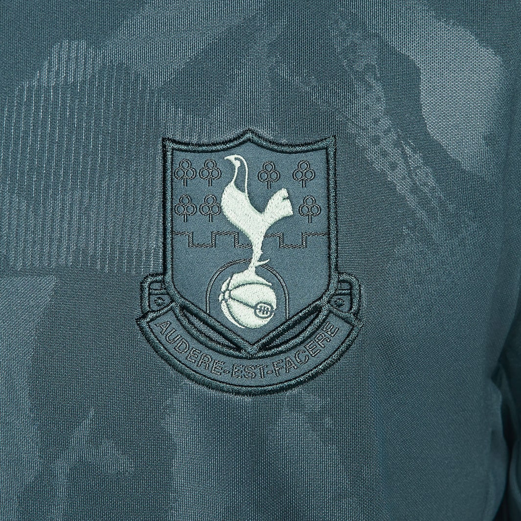 Camisa Nike Tottenham FC 2024/25 Pré-Jogo - detalhe da manga