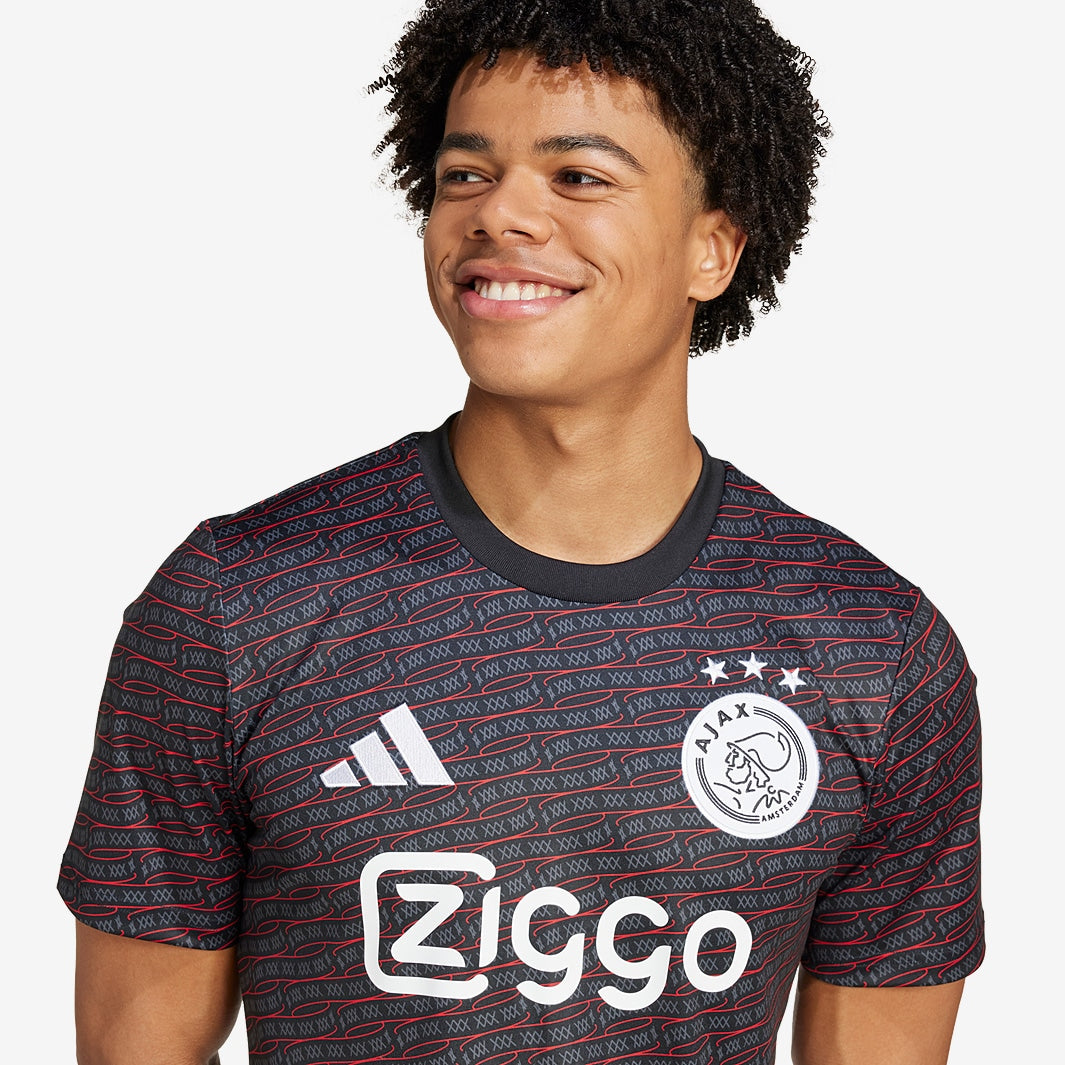 Camisa Adidas Ajax Amsterdam 2024/25 Pré-Jogo - detalhe da manga