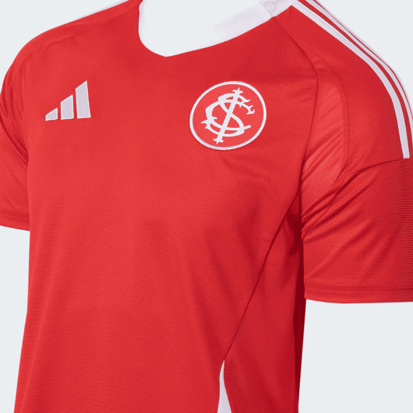 Camisa Adidas Internacional 2025/26 I - Wesley R. N° 21 - detalhe da gola