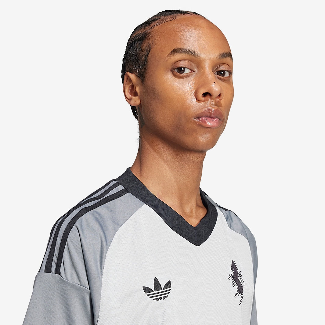 Camisa Adidas Juventus FC 2024/25 Goleiro - etiqueta