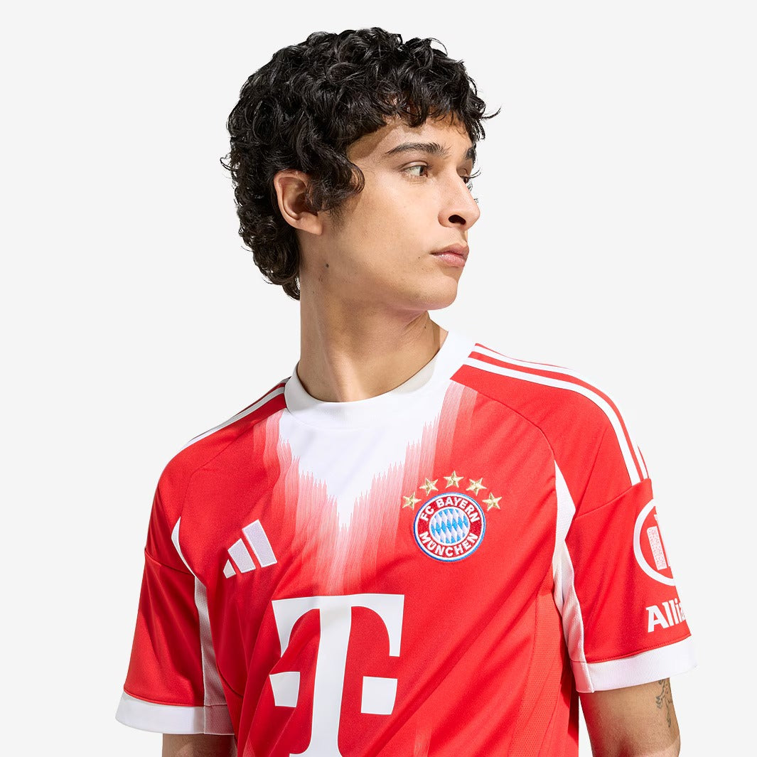 Camisa Bayern de Munique 2025/26 I - vista traseira