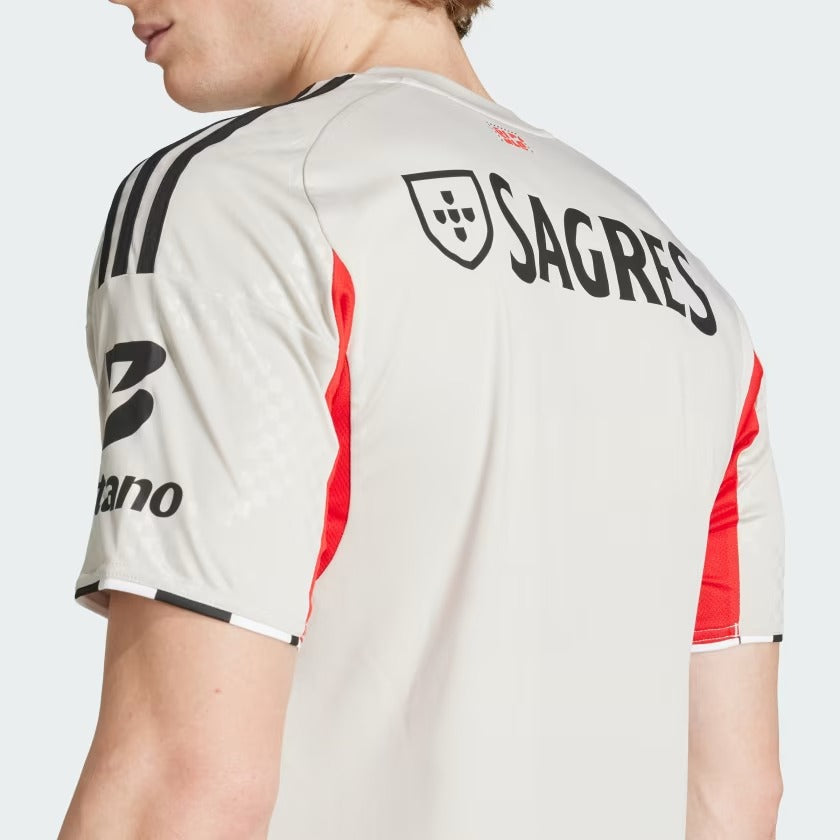 Camisa Benfica 2025/26 II - detalhe da manga