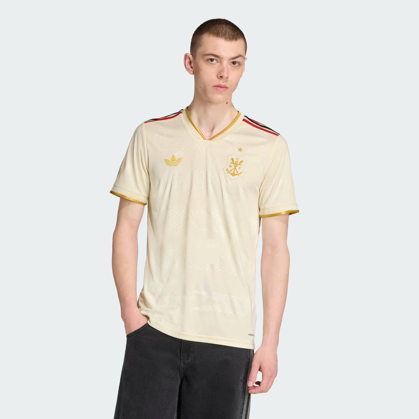 Camisa Adidas Flamengo 2025/26 III - detalhe da manga