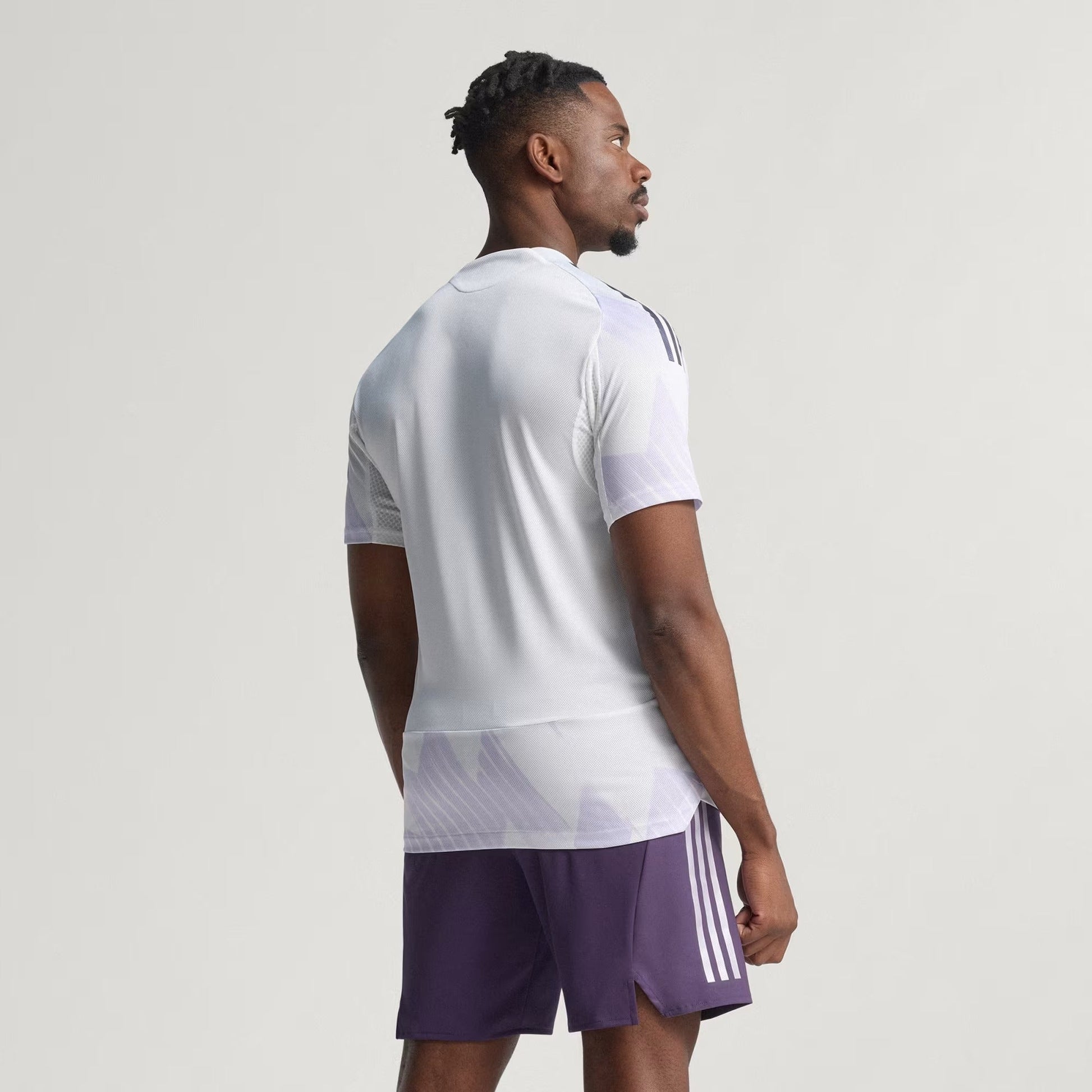 Camisa Adidas Manchester United 2025/26 II - detalhe