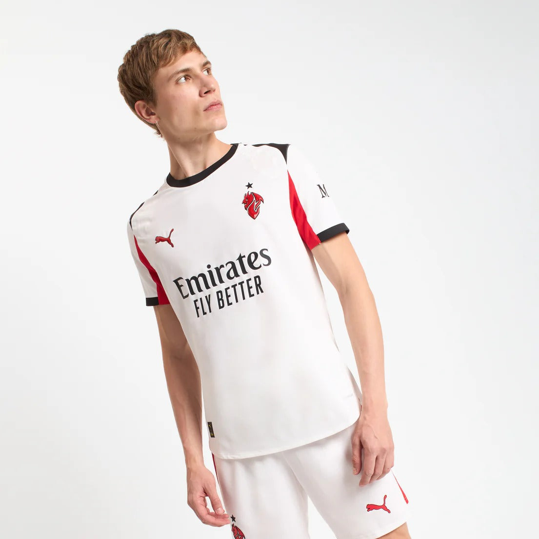 Camisa Milan 2025/26 II - detalhe da manga