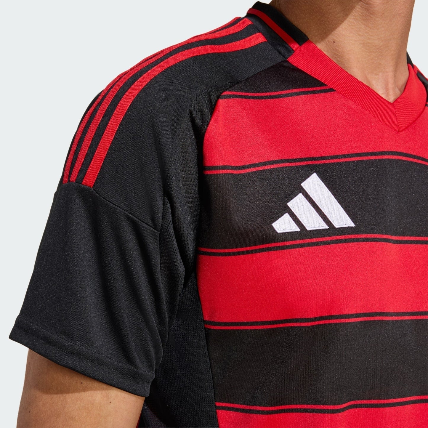Camisa Adidas Flamengo 2025/26 I B. HENRIQUE N° 27 - detalhe