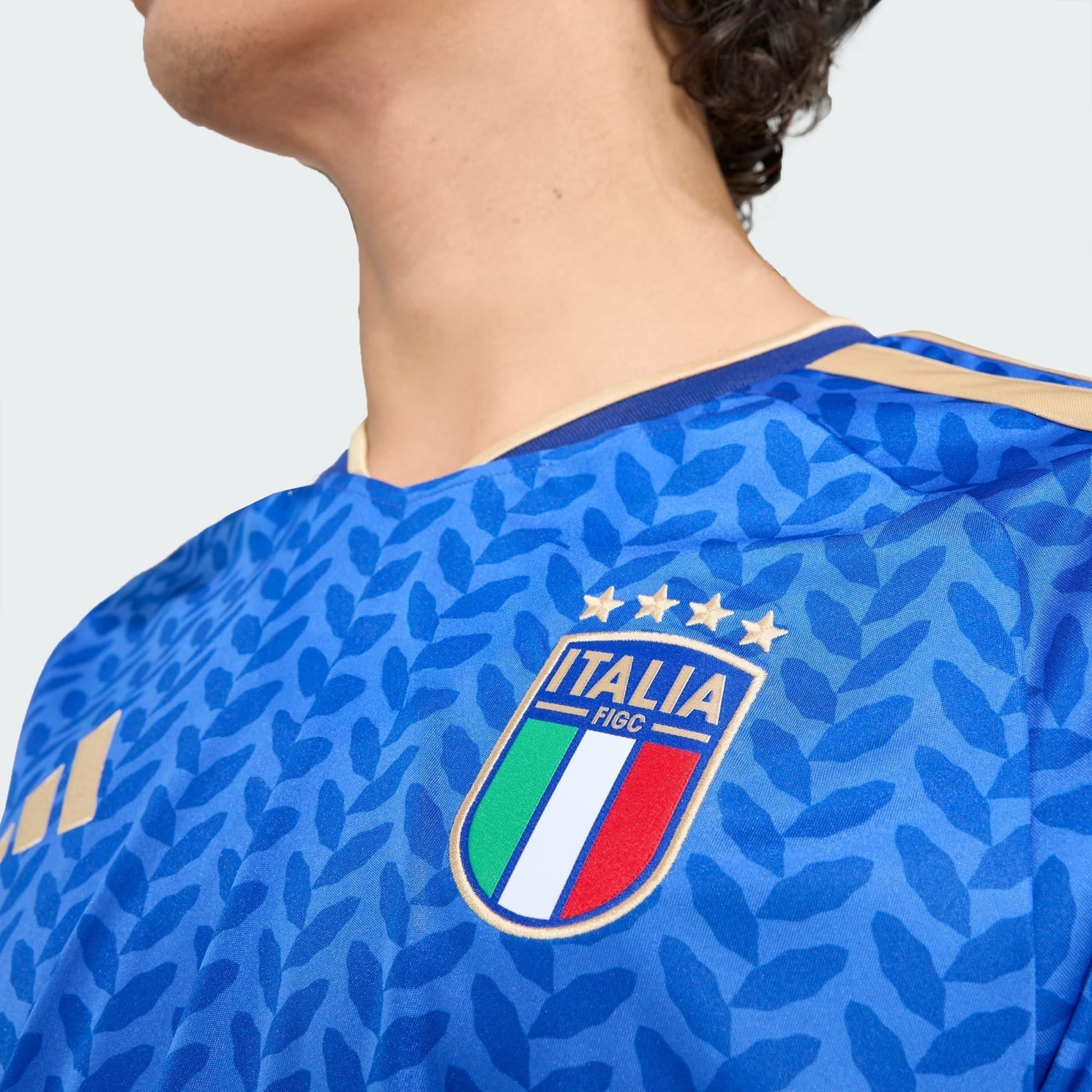 Camisa Itália 2026/27 I - detalhe