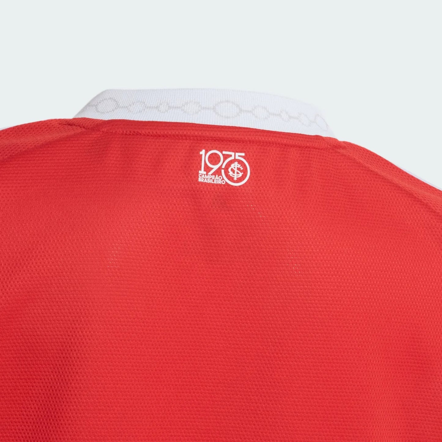Camisa Feminina Adidas Internacional 2025/26 I - detalhe da manga