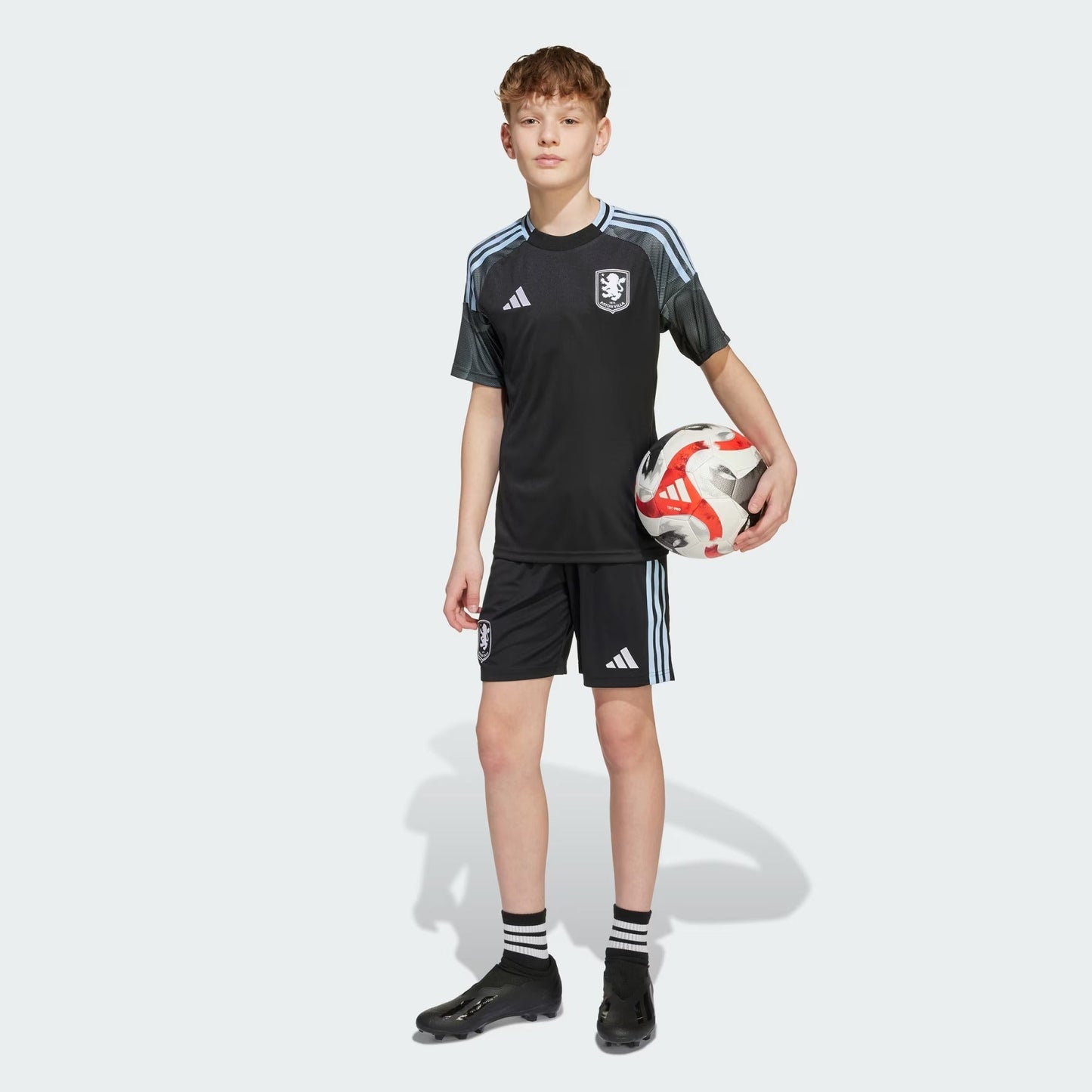 Conjunto Infantil Adidas Aston Villa 2025/26 II - detalhe da manga