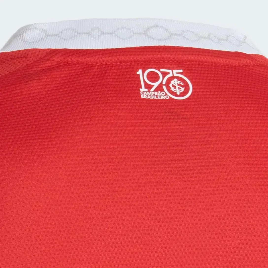 Camisa Adidas Internacional 2025/26 I - detalhe da manga