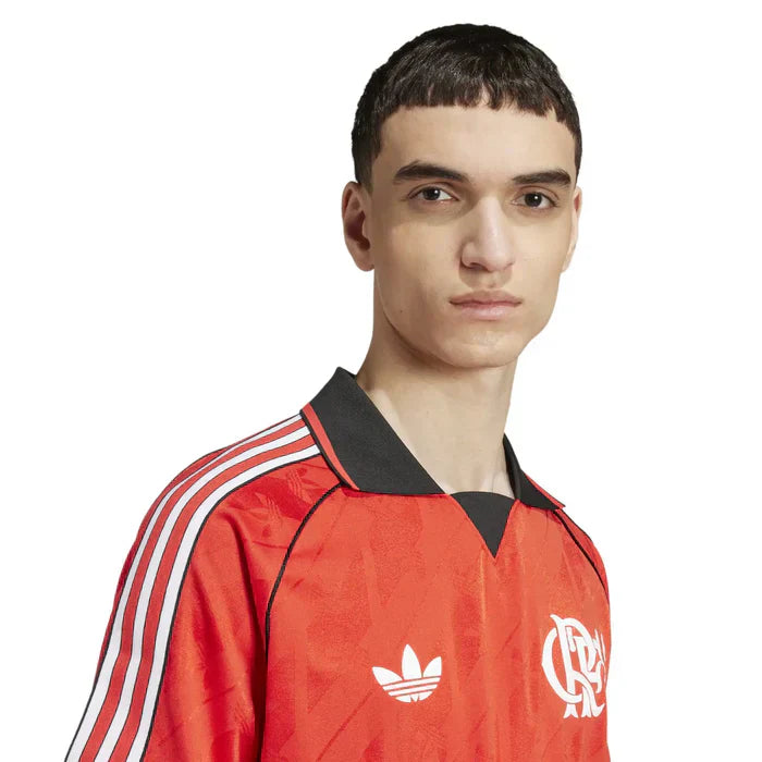 Camisa Vintage Lifestyler 2024 - CRF - detalhe da gola