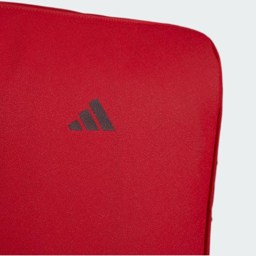 Mala Adidas Duffel Internacional 24/25 - detalhe