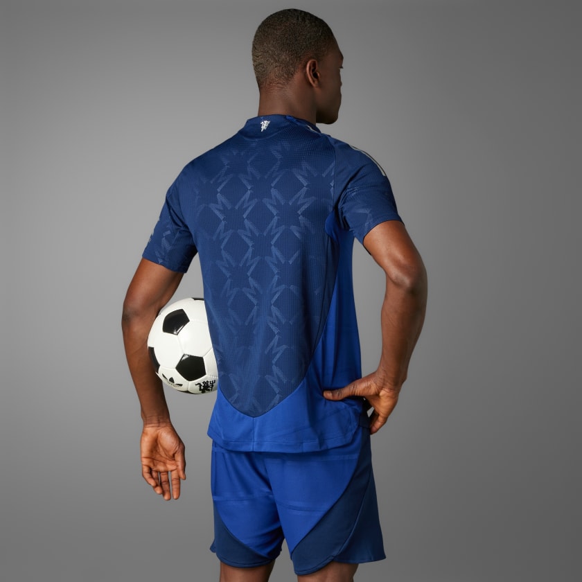 Camisa Adidas Manchester United 2024/25 II Authentic - detalhe