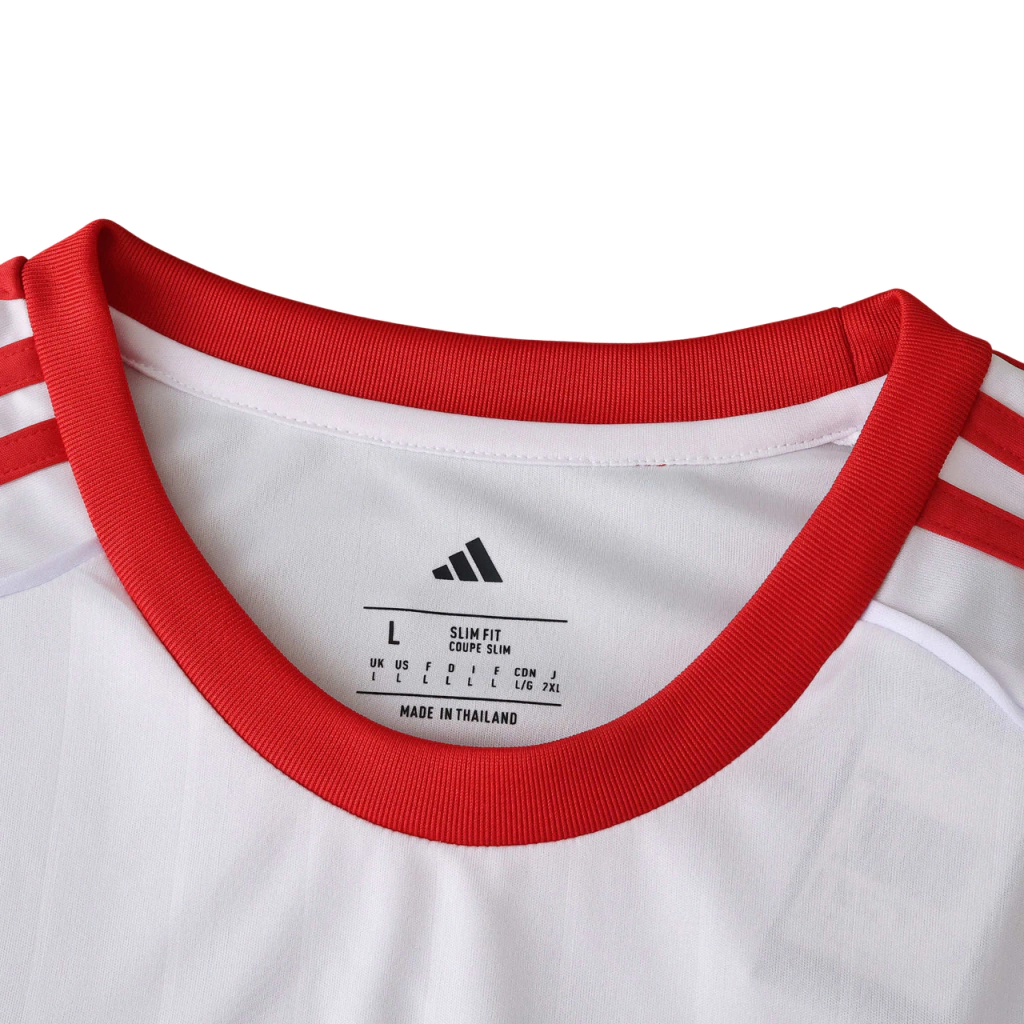 Camisa Sevilla 2025/26 I - detalhe da manga