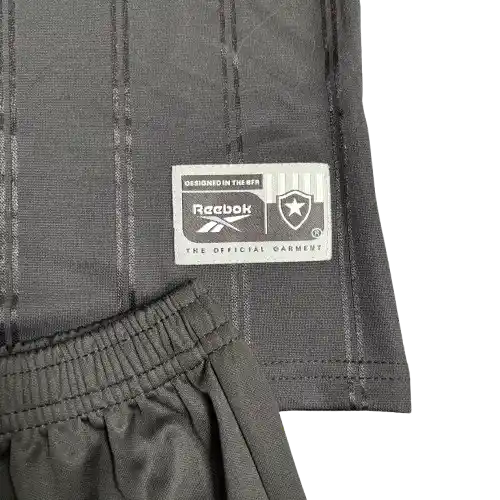 Conjunto Infantil Reebok Botafogo 2025/26 II - detalhe